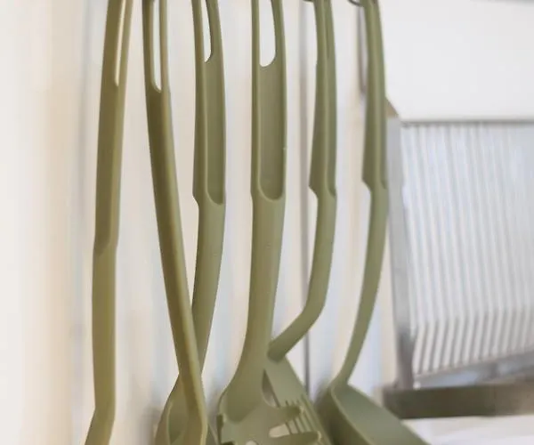 Elmenykoezpont * Веленце